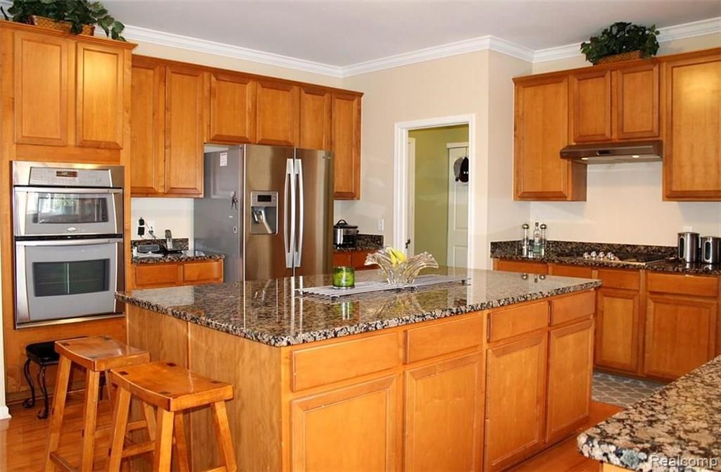 3511 Hogan Circle Rochester Hills, MI 48307 - Photo 7 of 43