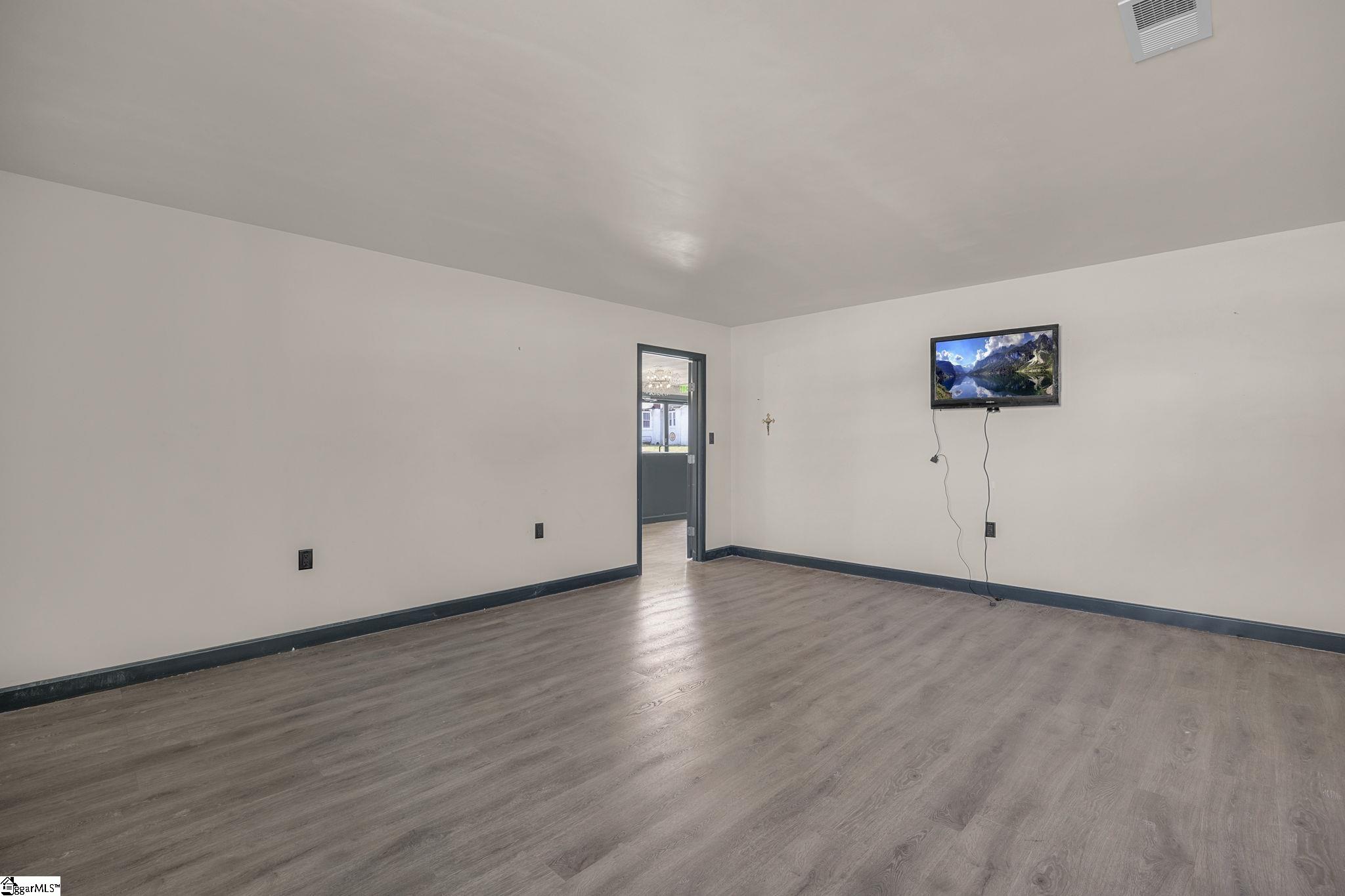 815 West Main Street Pickens, SC 29671 - Photo 17 of 26