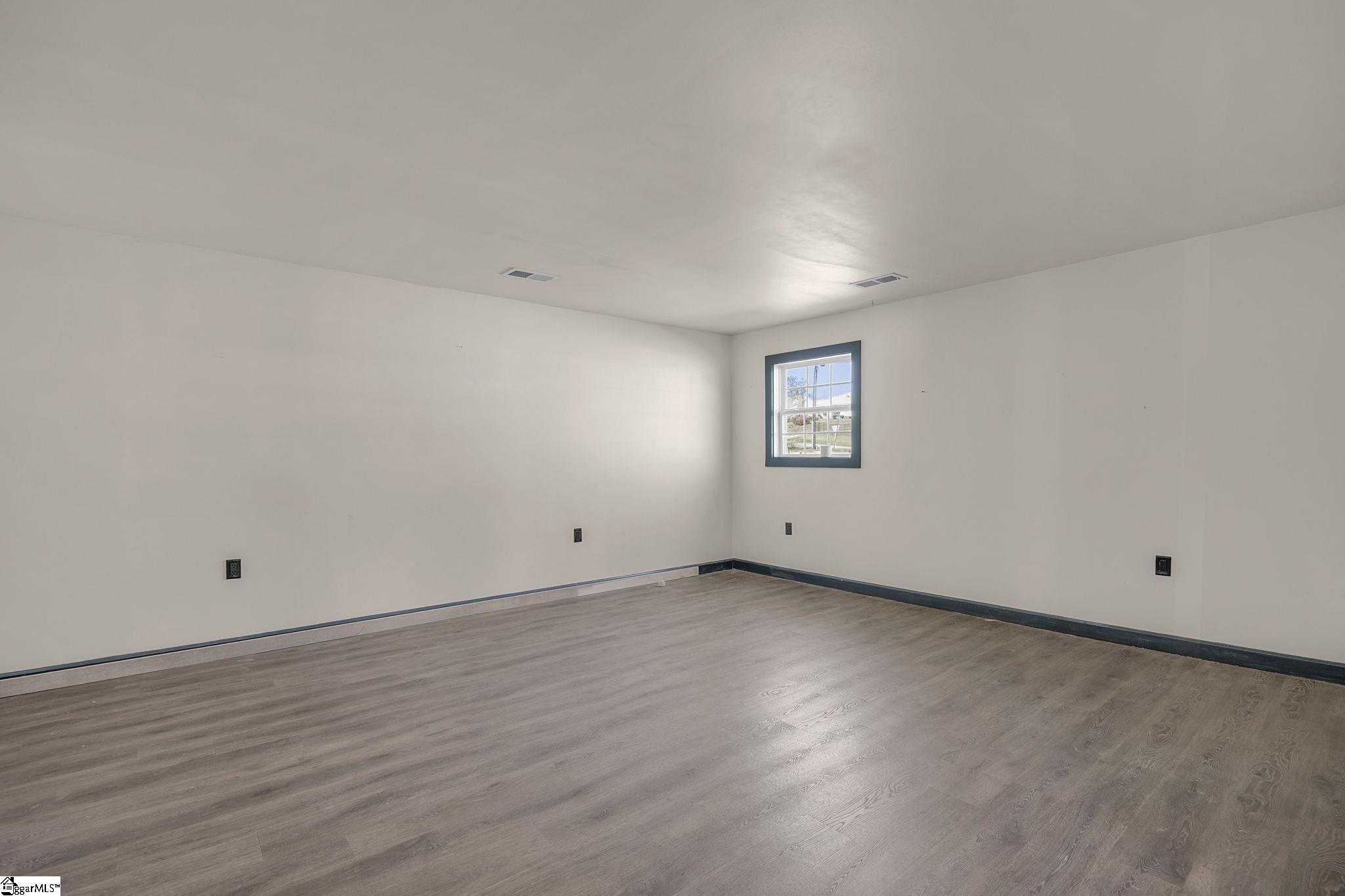 815 West Main Street Pickens, SC 29671 - Photo 18 of 26