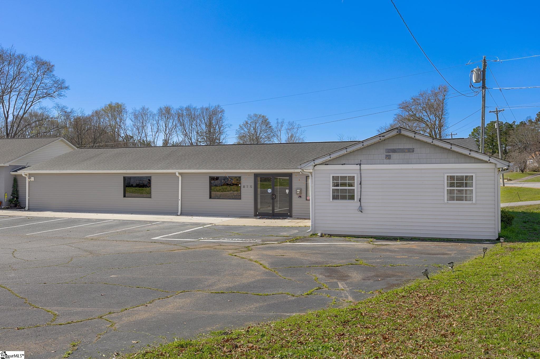 815 West Main Street Pickens, SC 29671 - Photo 2 of 26
