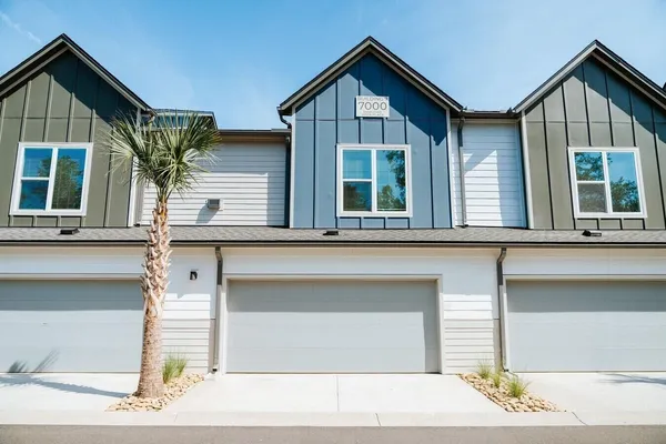 $2,561 | 1000 Marlowe Vista Place, Summerville, SC 29486