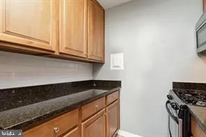 $1,690 | 12701 Dara Drive, Woodbridge, VA 22192