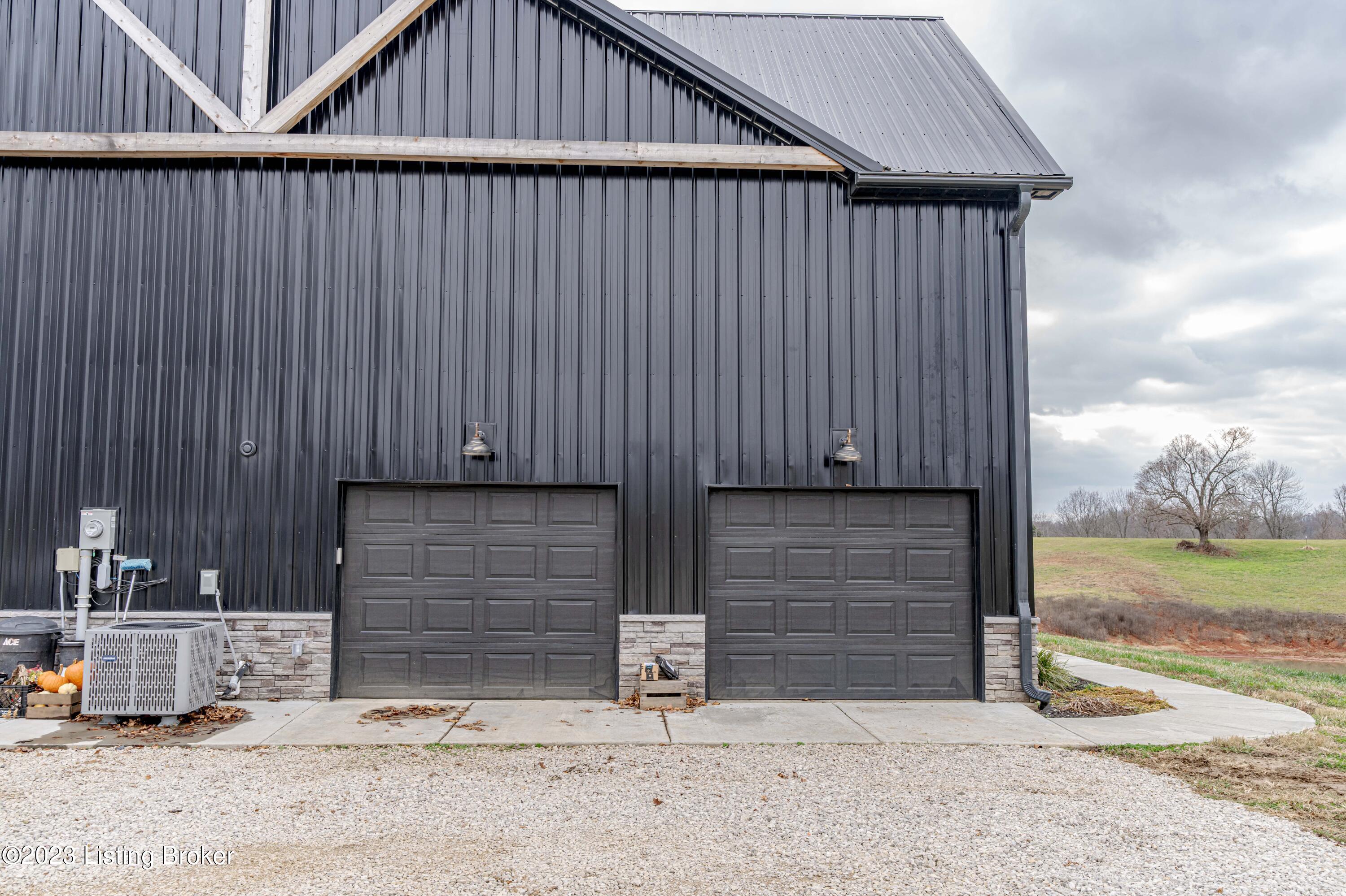 2185 McDowell Road Hodgenville, KY 42748 - Photo 67 of 90 2 Car Garage