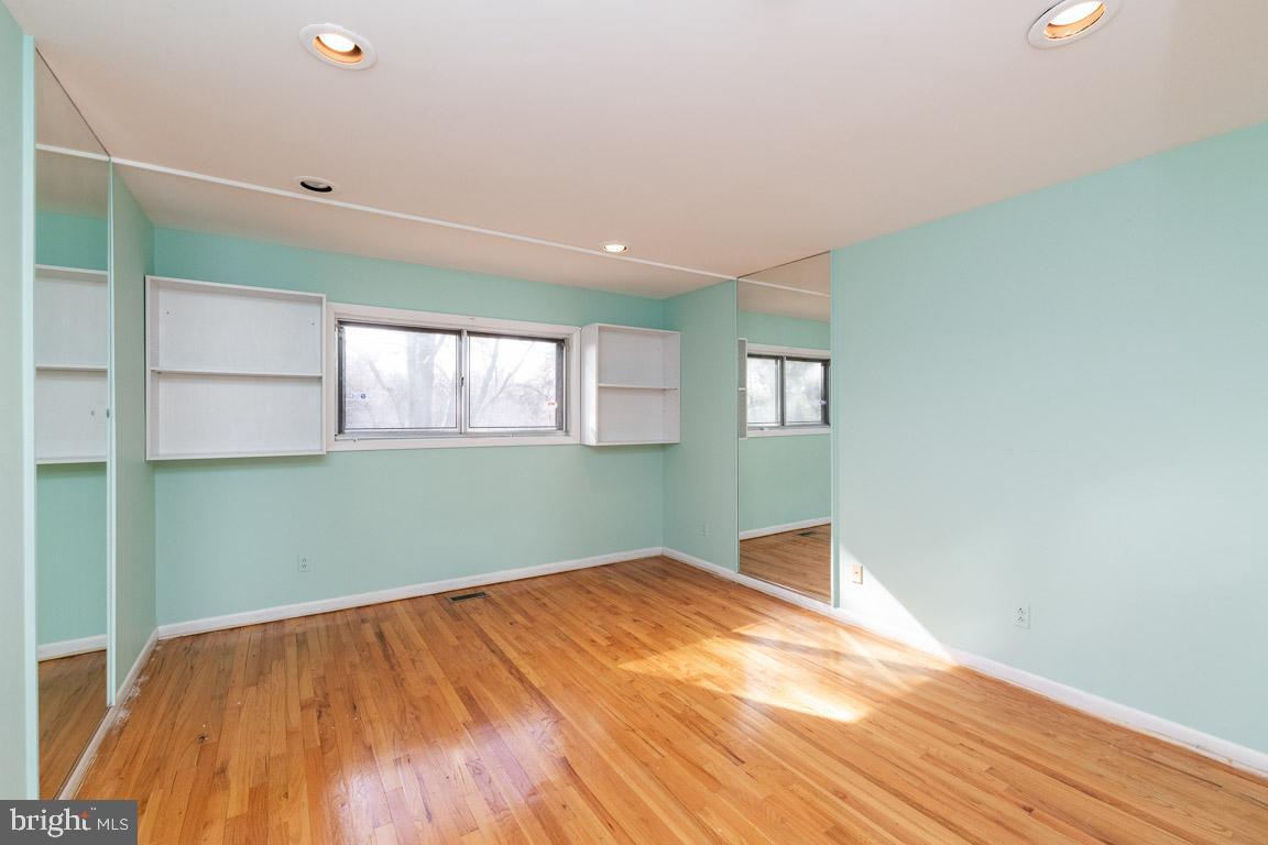 2025 Jolly Road Baltimore, MD 21209 - Photo 24 of 44 Bedroom 2