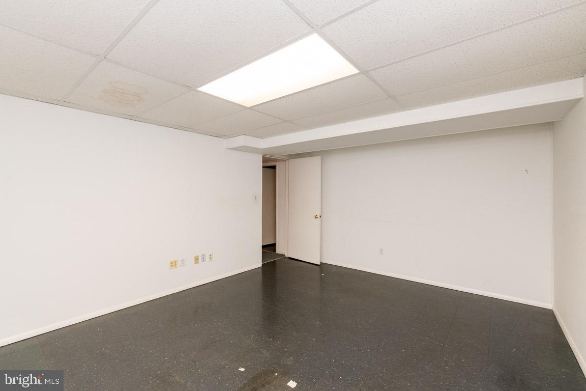 2025 Jolly Road Baltimore, MD 21209 - Photo 33 of 44 Very large bonus room on lower level