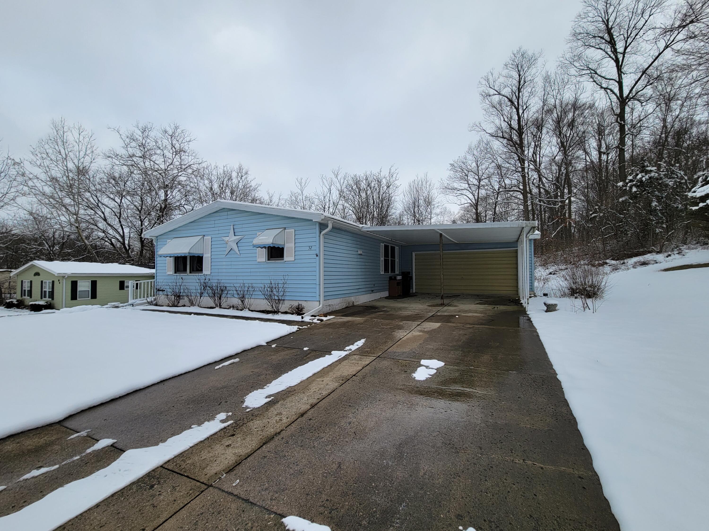 32 Shady Lane Springfield, OH 45504 - Photo 2 of 16