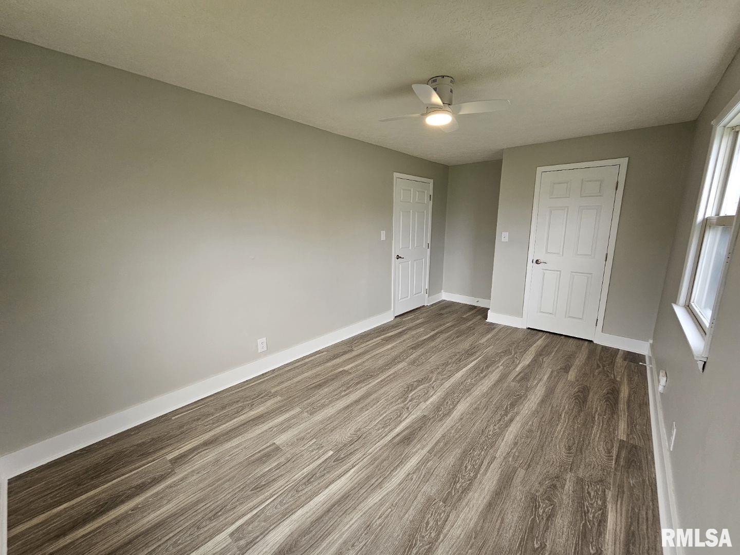 105 North Epperson Drive McLeansboro, IL 62859 - Photo 18 of 18