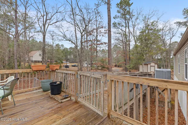 $1,500 | 184 Copperhead Lane, Burgaw, NC 28425