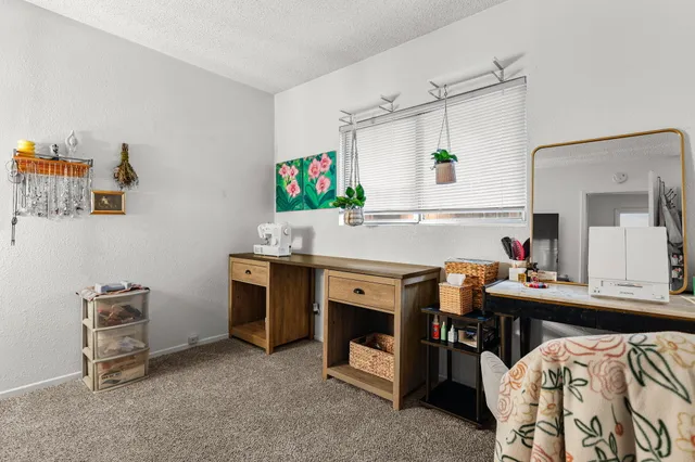 $299,900 | 1220 Pershing Street, Redding, CA 96003