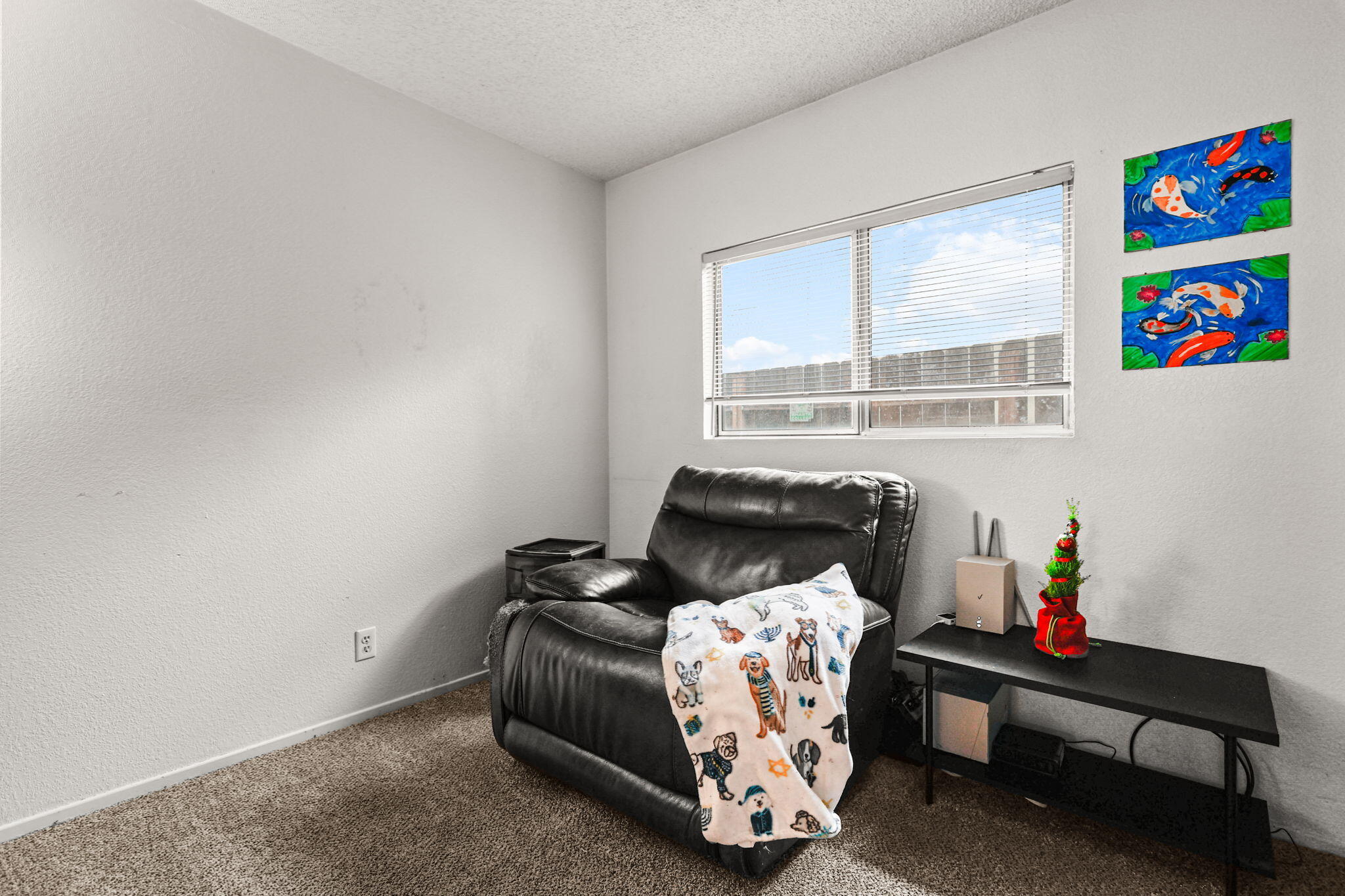 1220 Pershing Street Redding, CA 96003 - Photo 15 of 19 16-web-or-mls-_K3A2243_1