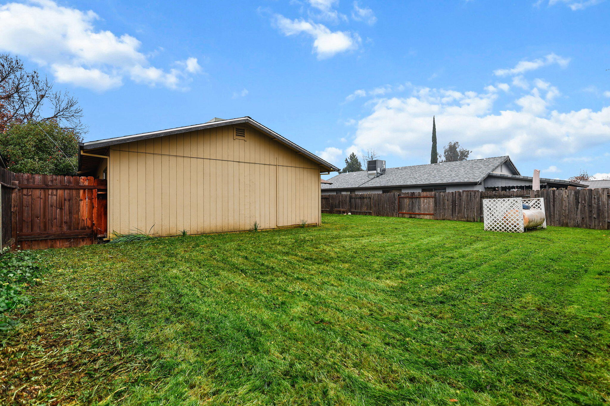 1220 Pershing Street Redding, CA 96003 - Photo 17 of 19 9-web-or-mls-_K3A2178_1