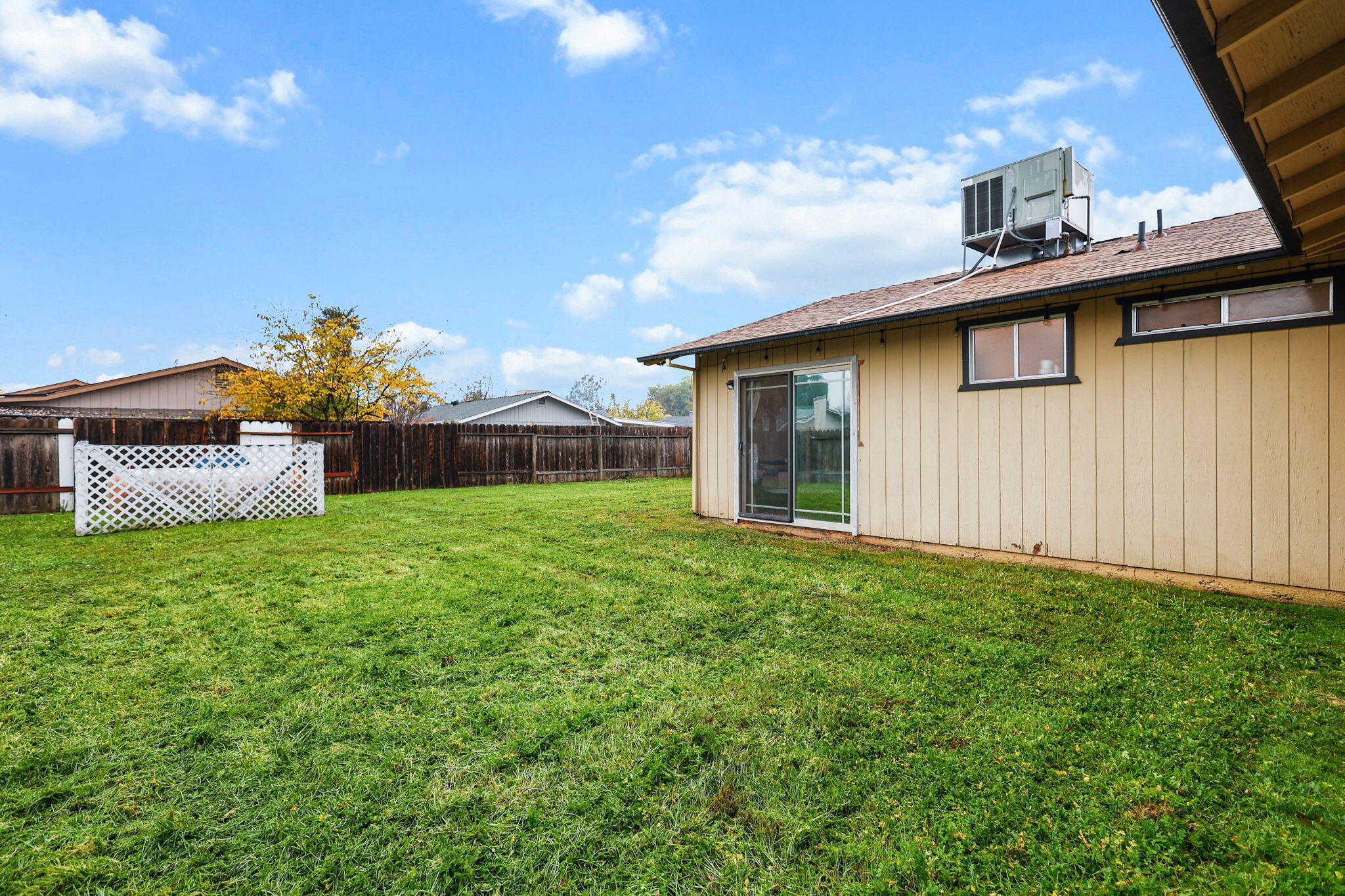 1220 Pershing Street Redding, CA 96003 - Photo 19 of 19 11-web-or-mls-_K3A2198_1