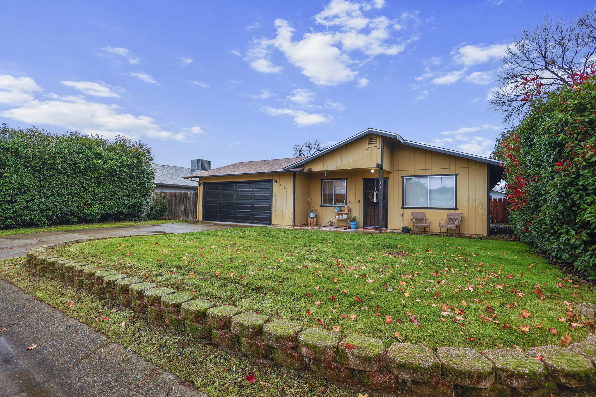 1220 Pershing Street Redding, CA 96003 - Photo 2 of 19 7-web-or-mls-_K3A2156