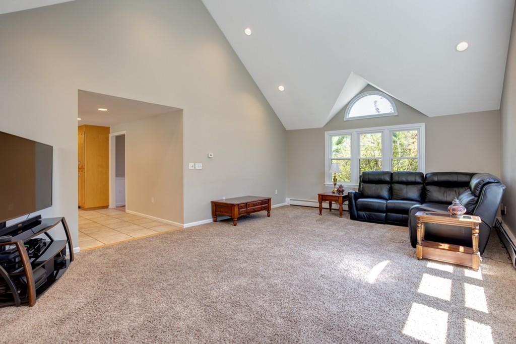 17 Symmes Road Franklin, MA 02038 - Photo 25 of 42 Gallery Image 25