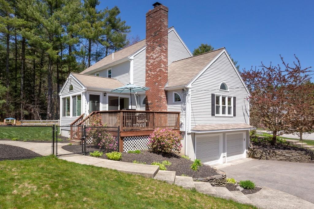 17 Symmes Road Franklin, MA 02038 - Photo 3 of 42 Gallery Image 3