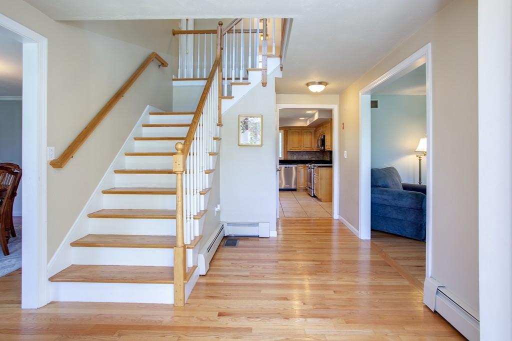 17 Symmes Road Franklin, MA 02038 - Photo 7 of 42 Gallery Image 7