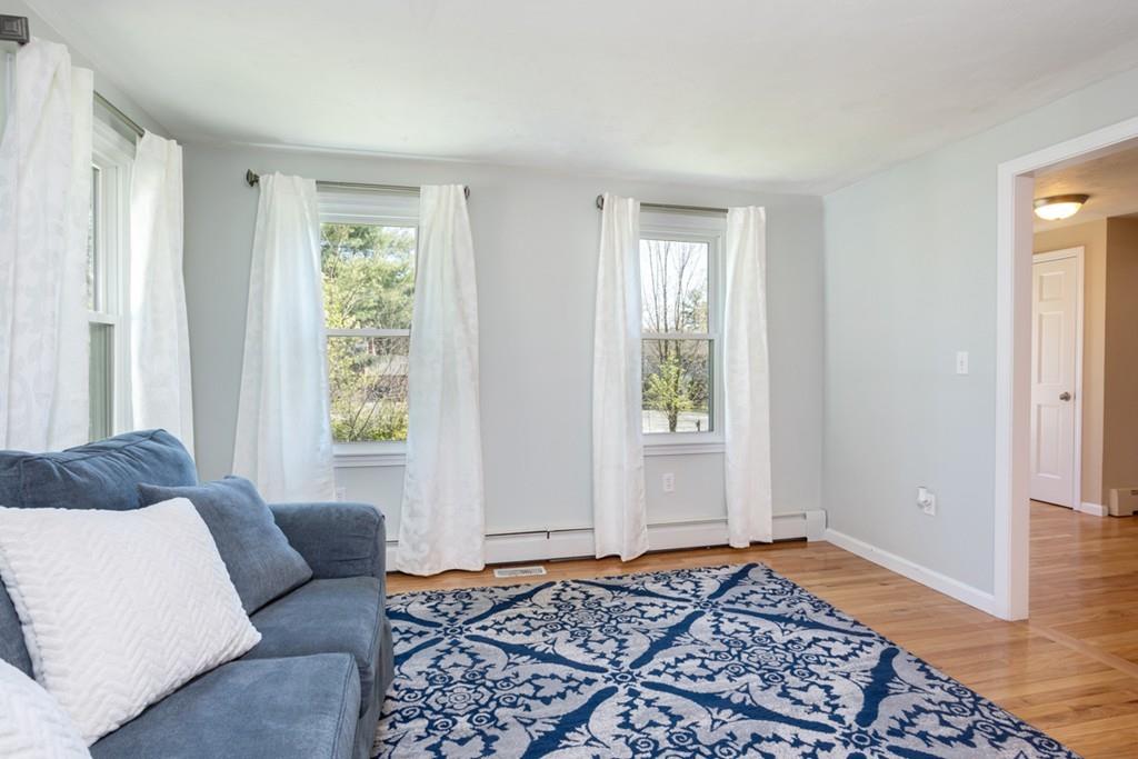 17 Symmes Road Franklin, MA 02038 - Photo 10 of 42 Gallery Image 10