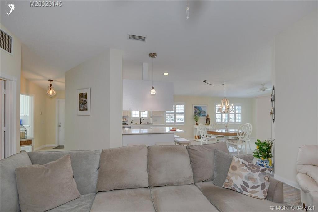 1110 Southwest Balmoral Trace Stuart, FL 34997 - Photo 17 of 50 Gallery Image 17