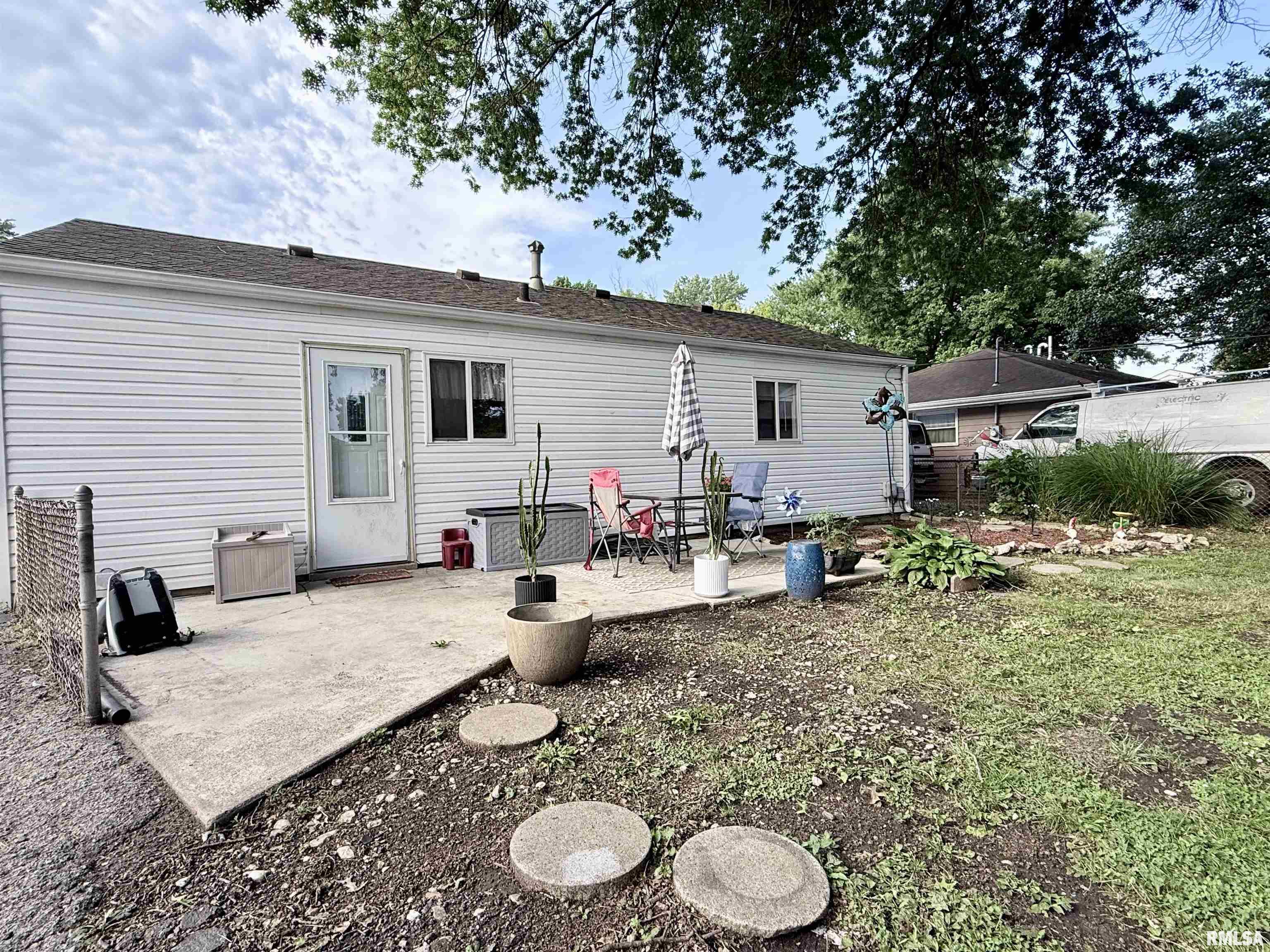 3230 Buckner Street Springfield, IL 62703 - Photo 14 of 17 Gallery Image 14