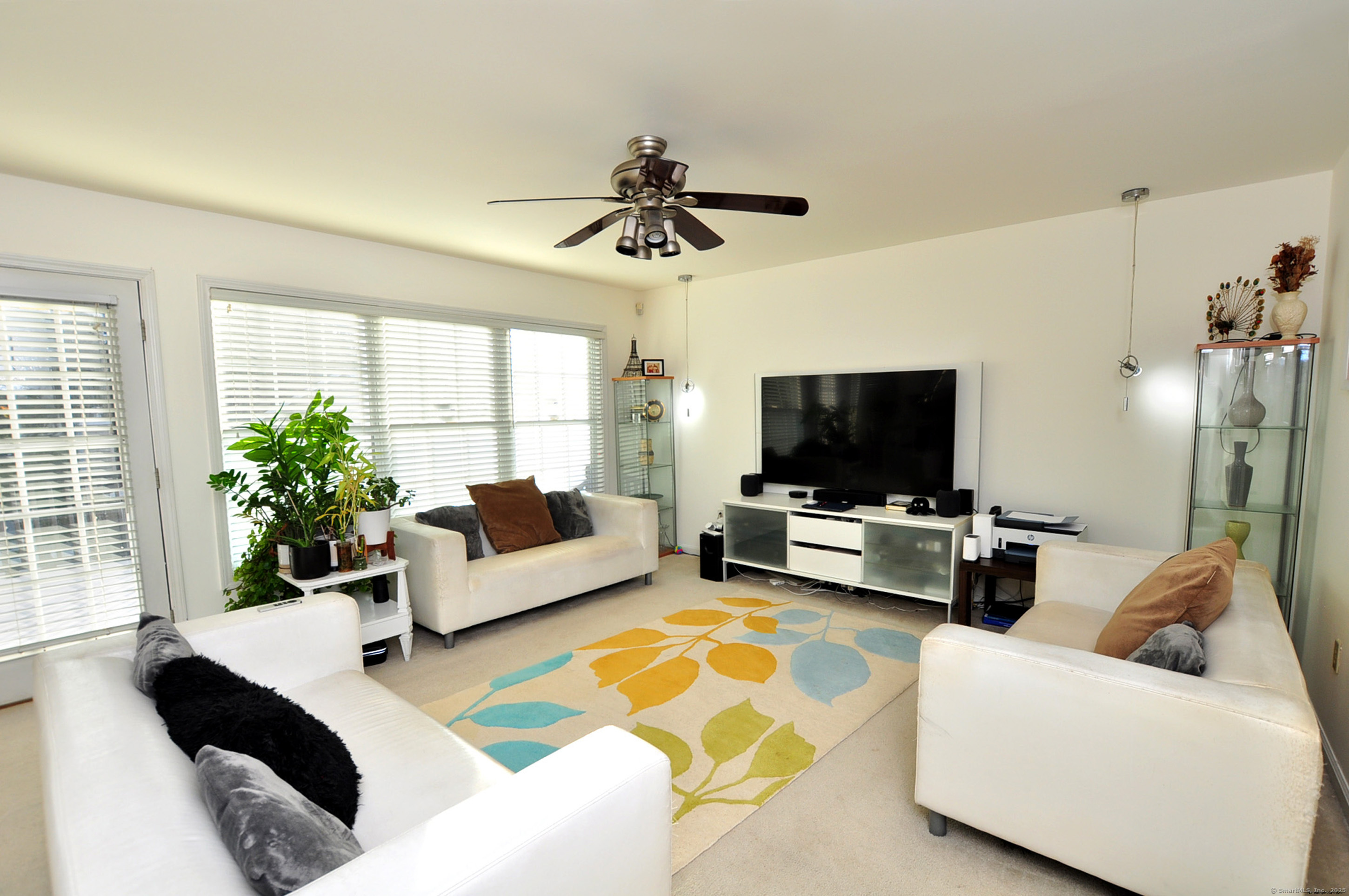 85 Glen Ridge Road Hamden, CT 06518 - Photo 13 of 34