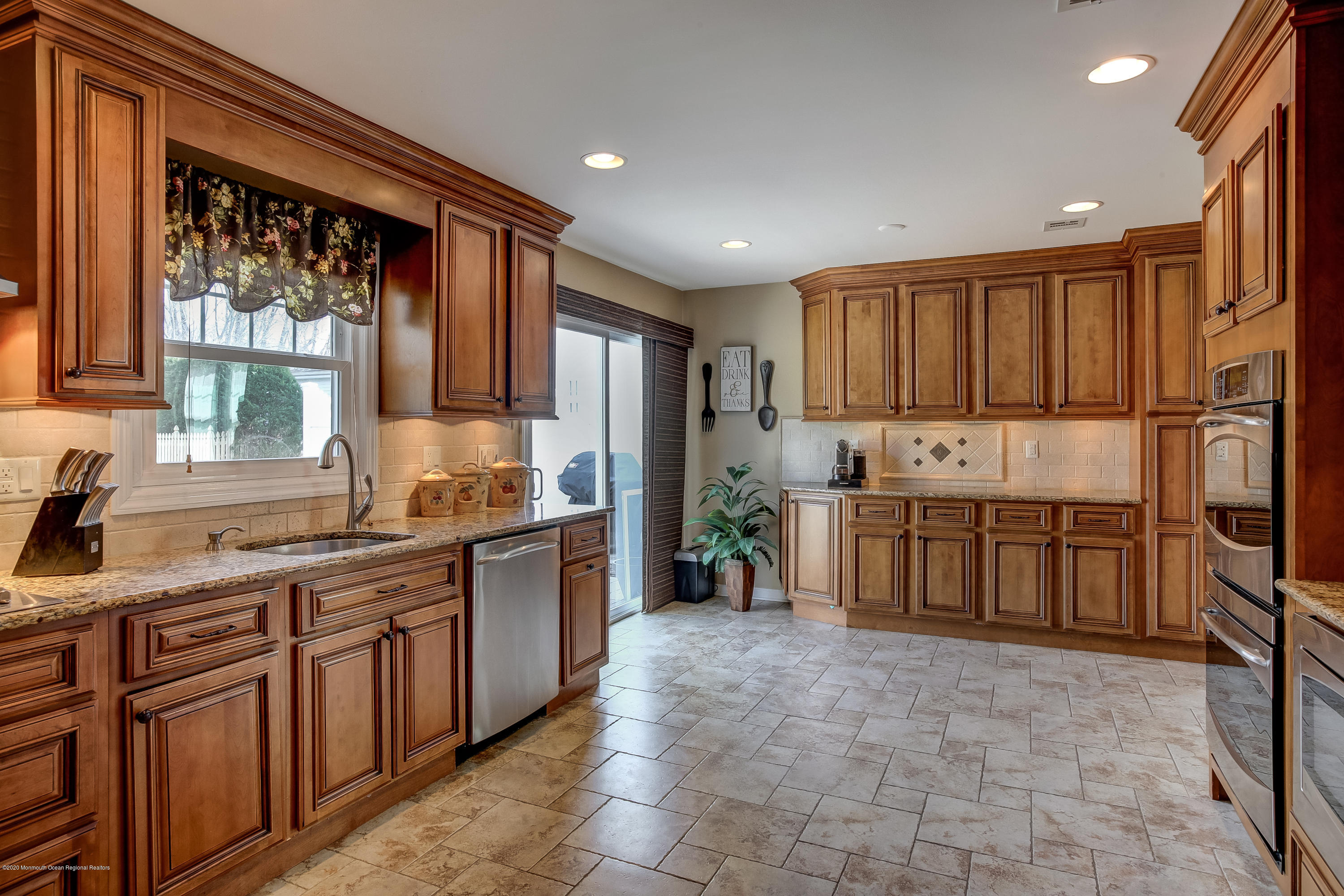 4 Taylor Road Marlboro, NJ 07746 - Photo 12 of 26 Kitchen (3)