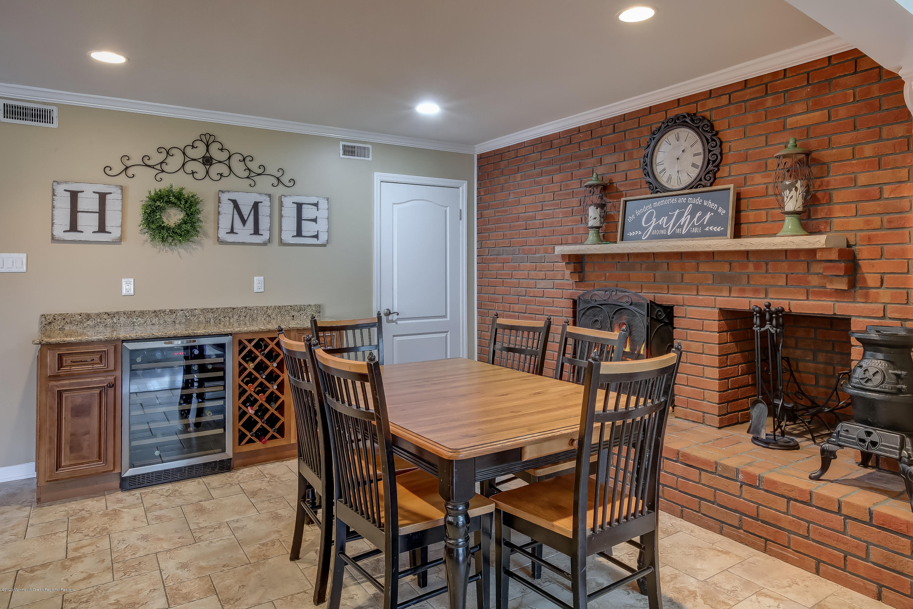 4 Taylor Road Marlboro, NJ 07746 - Photo 14 of 26 Breakfast Area