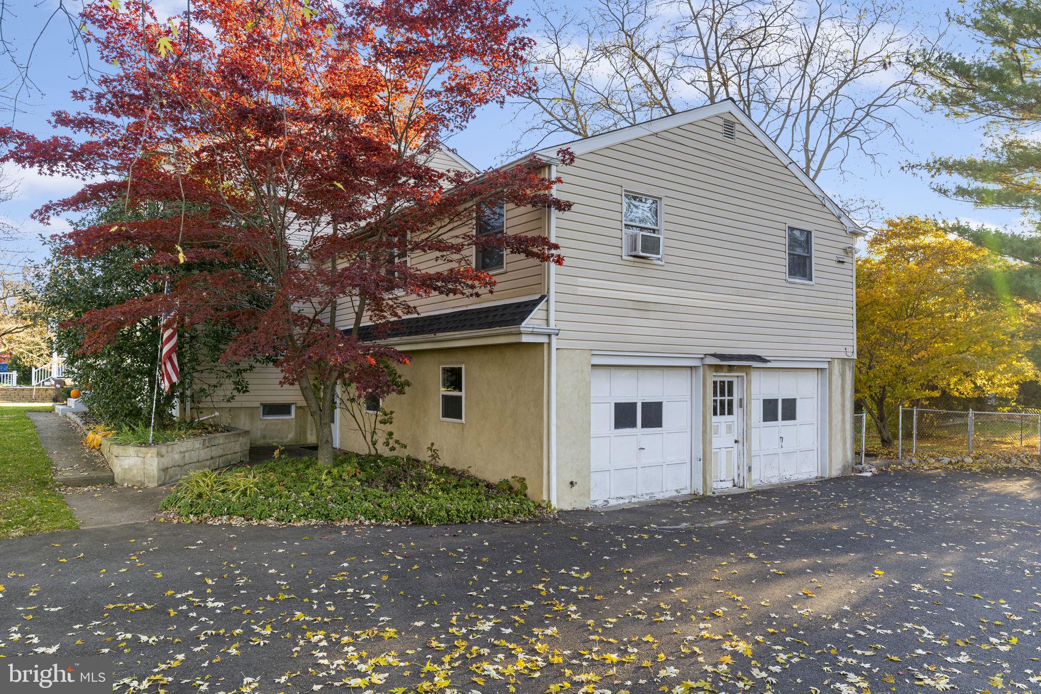 225 Pershing Avenue, Unit A Horsham, PA 19044 - Photo 4 of 19 a view of a house with a yard