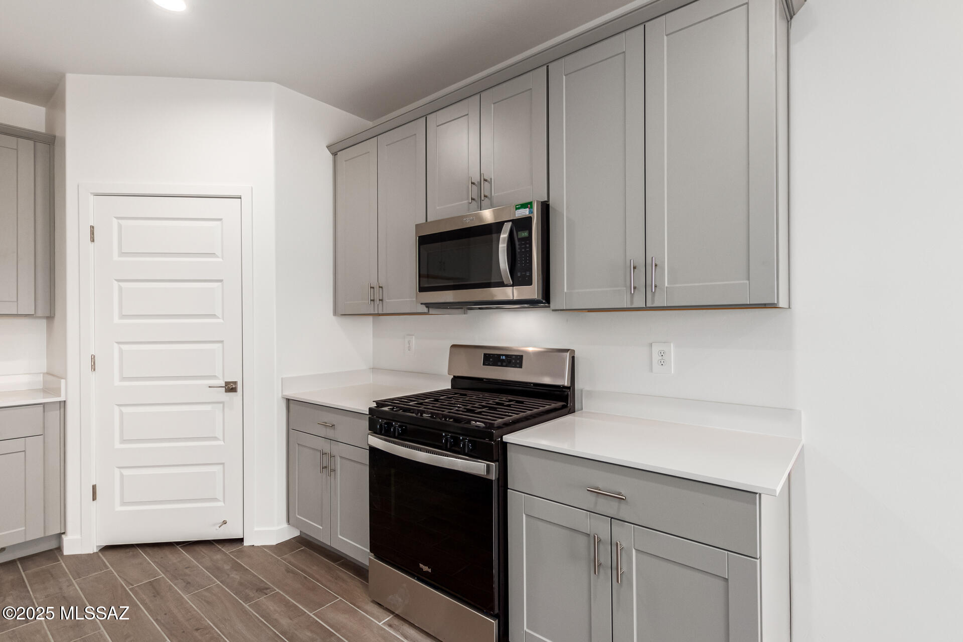 1130 South Nedra Place Vail, AZ 85641 - Photo 1 of 17