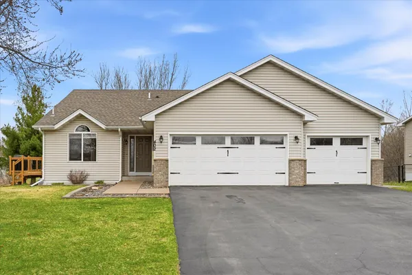 $350,000 | 402 Birch Street Southwest, Isanti, MN 55040