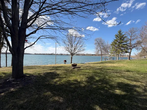 $795,000 | 52 Deerpath Road, Tracy, MN 56175