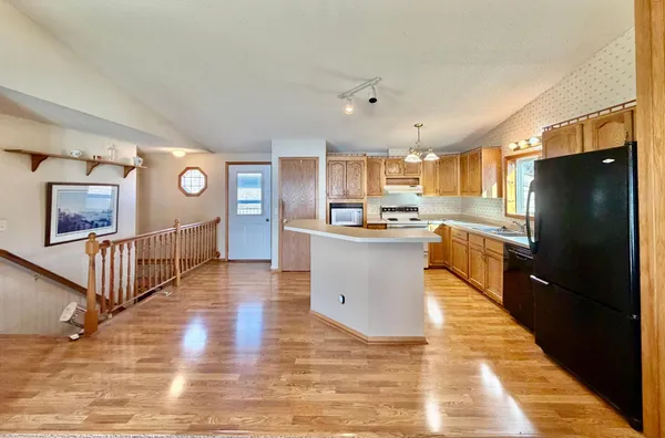 $795,000 | 52 Deerpath Road, Tracy, MN 56175