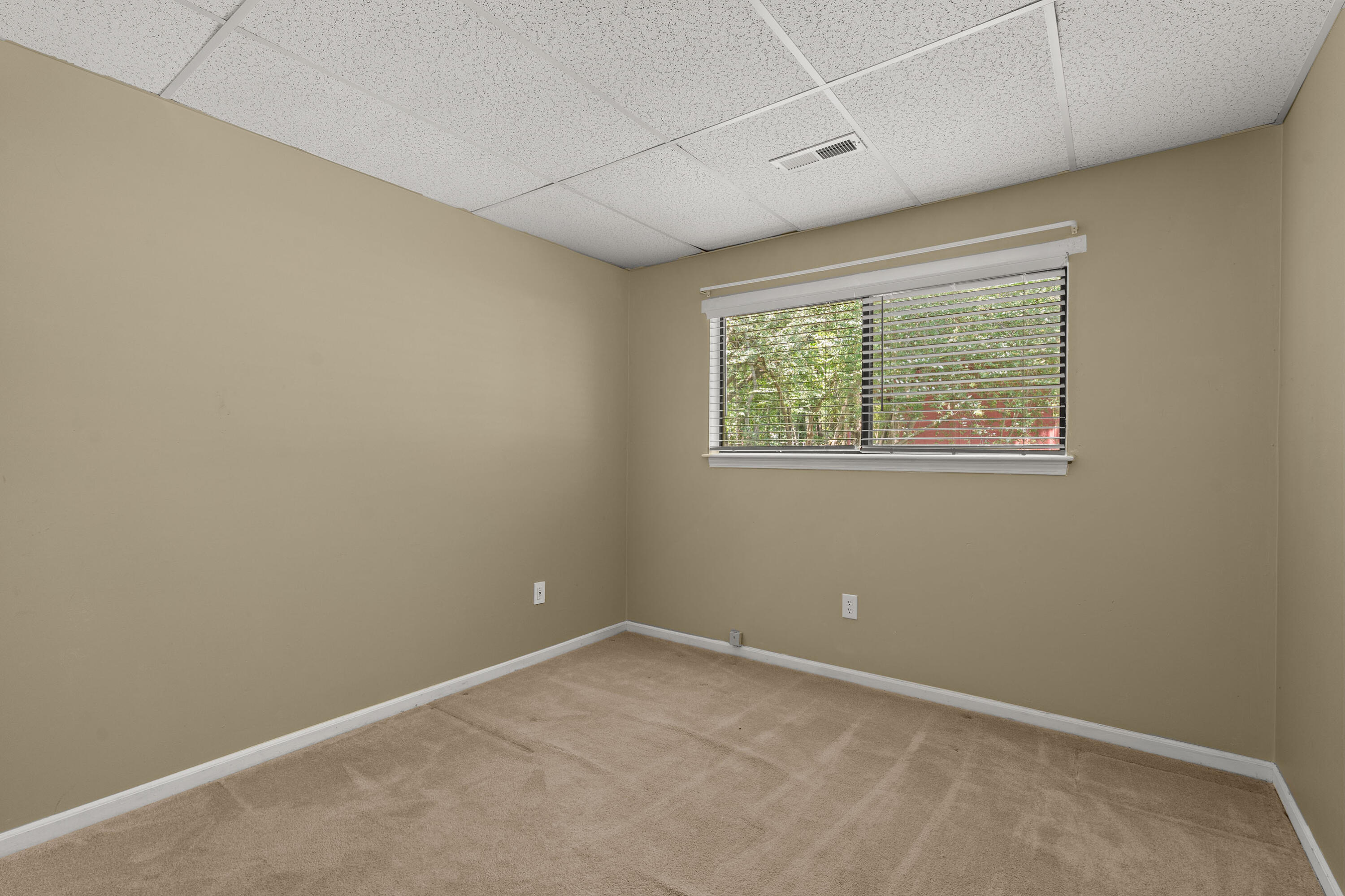 607 Piedmont Lane Ladson, SC 29456 - Photo 21 of 32 25