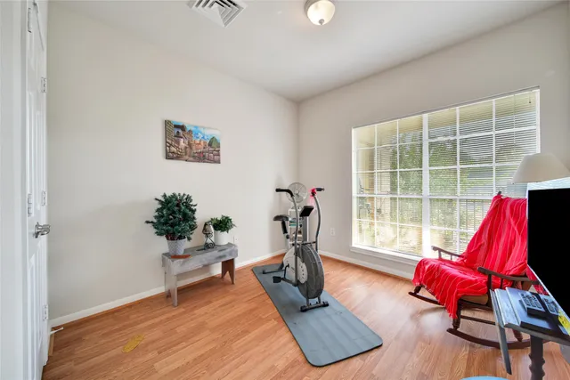 $259,900 | 2815 Kings Crossing Drive, Unit 214, Kingwood, TX 77345