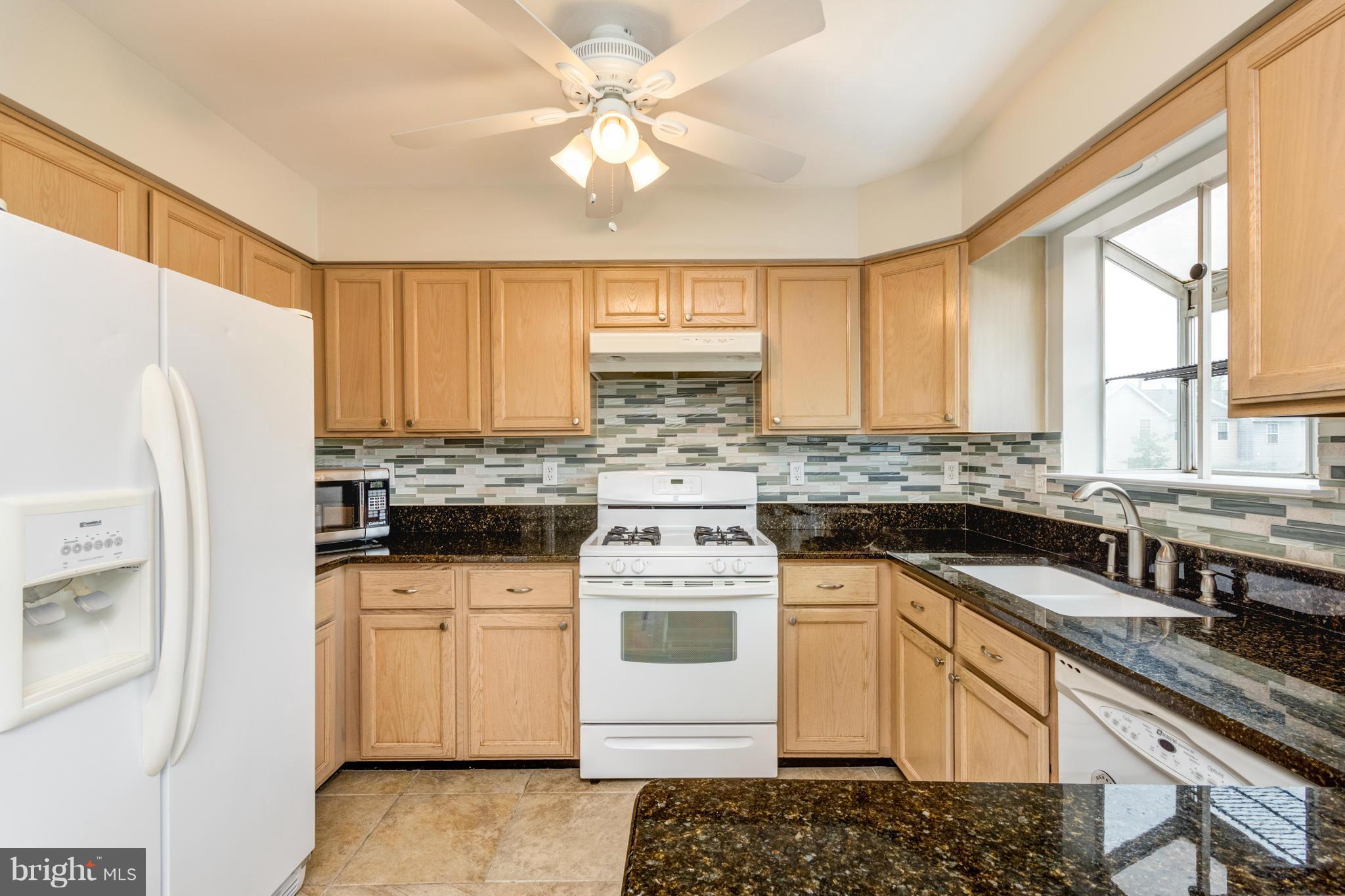 2438 Winding Ridge Road Odenton, MD 21113 - Photo 5 of 20 Kitchen