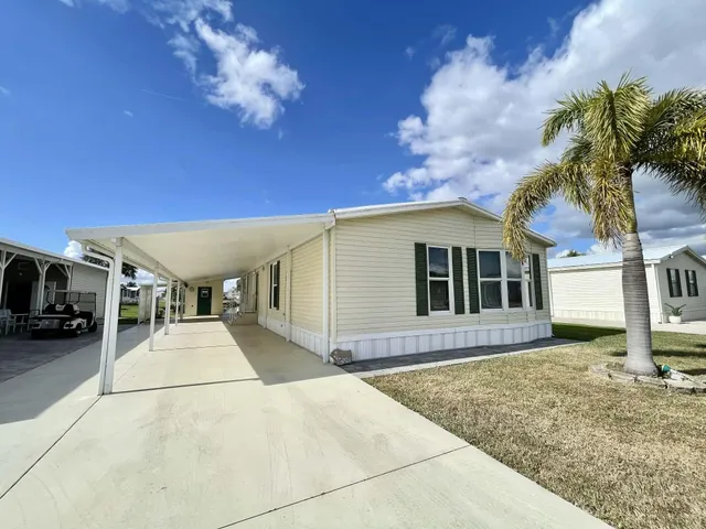 $149,900 | 1601 Highway 441, Unit 78, Okeechobee, FL 34974