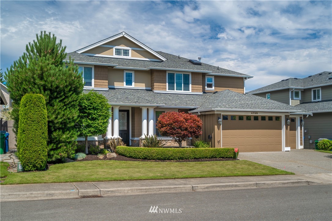 4708 Northeast 1st Place Renton, WA 98059 - Photo 3 of 34 Gallery Image 3