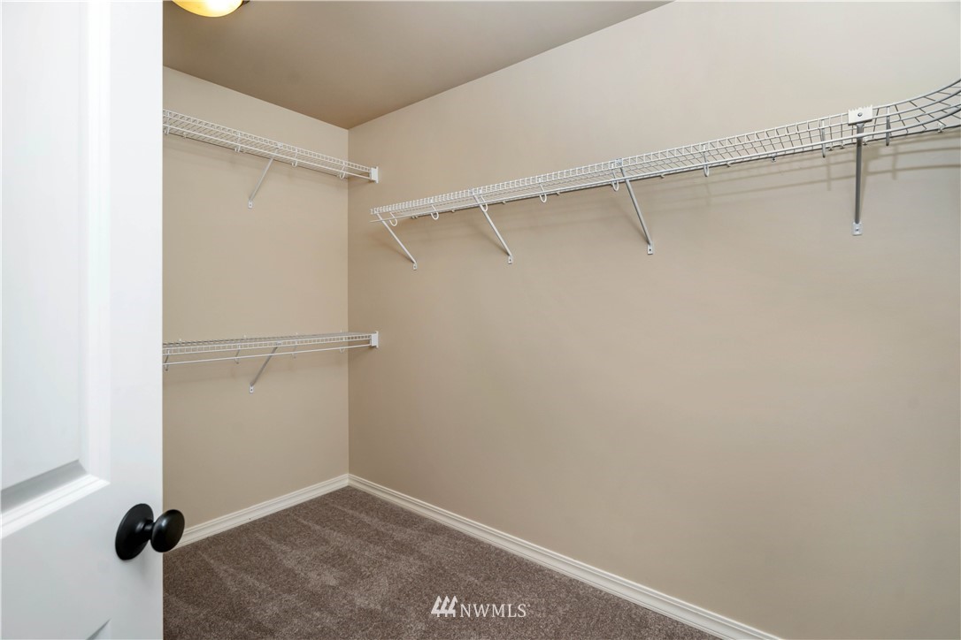 4708 Northeast 1st Place Renton, WA 98059 - Photo 30 of 34 Gallery Image 30