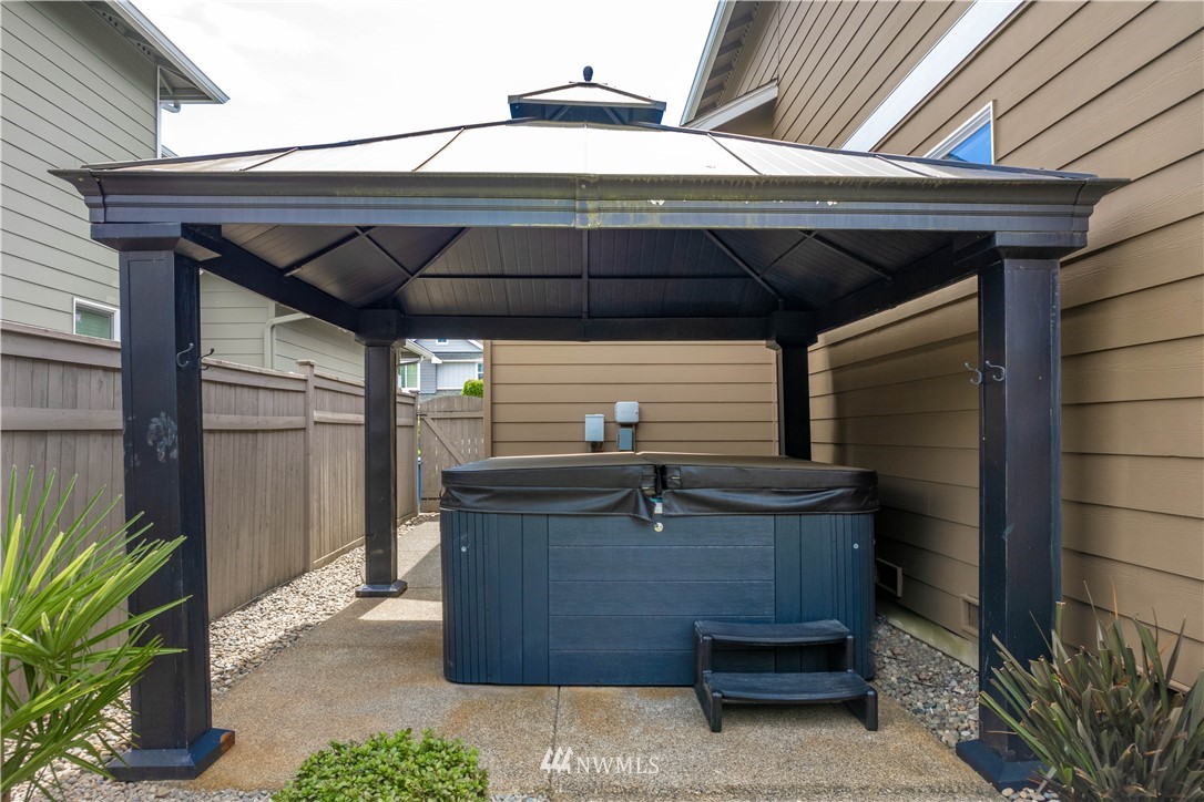 4708 Northeast 1st Place Renton, WA 98059 - Photo 31 of 34 Gallery Image 31