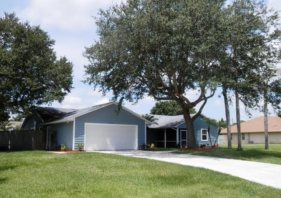 2252 Southeast Flanders Road Port St. Lucie, FL 34952 - Photo 23 of 24 SIDE VIEW