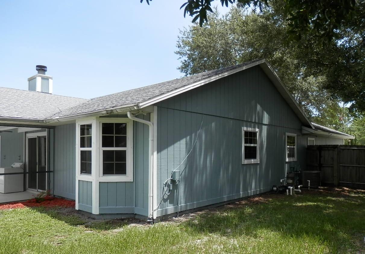 2252 Southeast Flanders Road Port St. Lucie, FL 34952 - Photo 10 of 24 FENCED IN BACK YARD