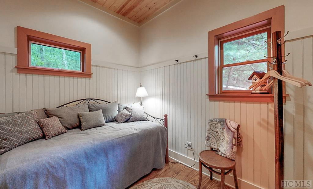 976 Blue Valley Road Highlands, NC 28741 - Photo 21 of 24 Gallery Image 21