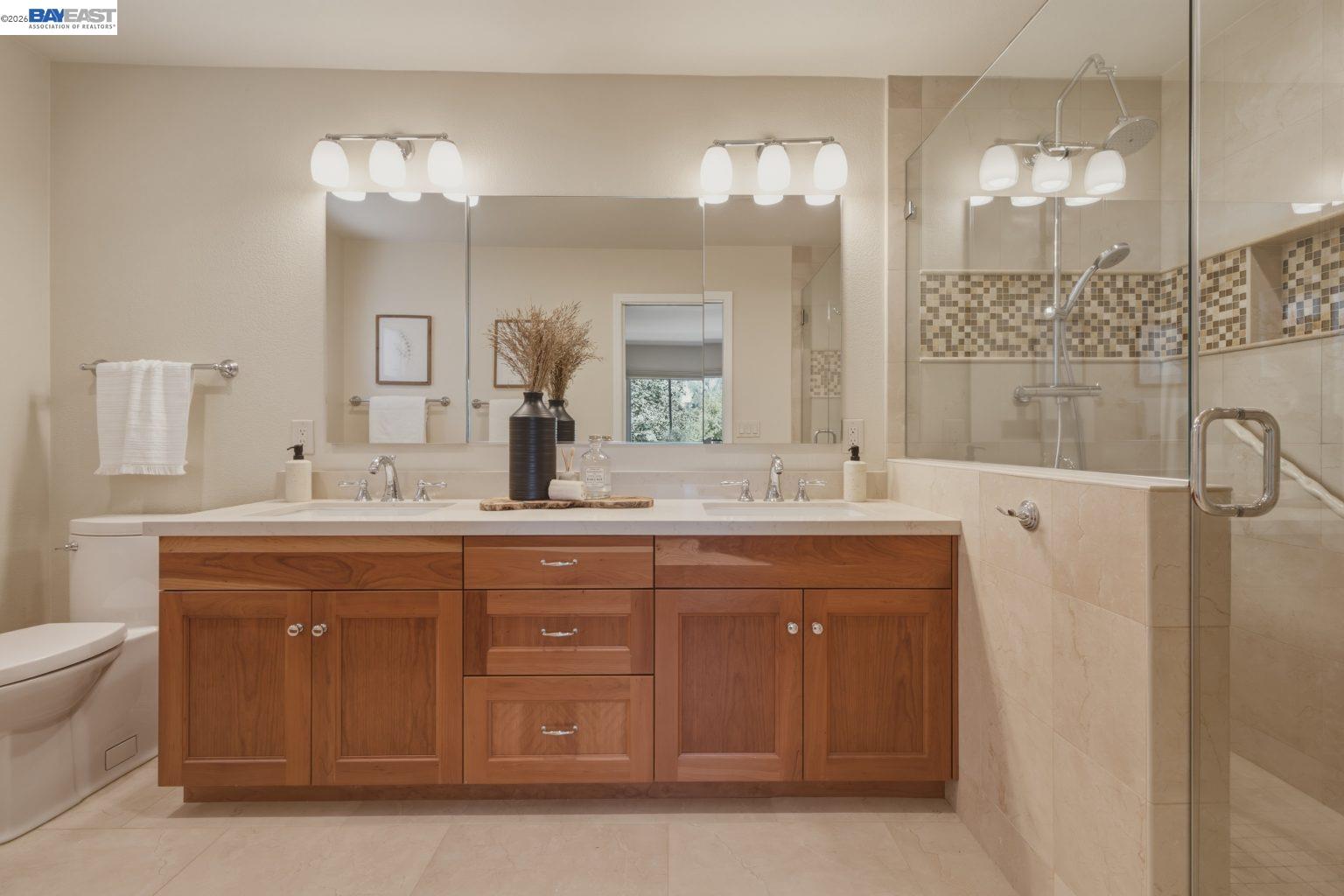 26 Oak Road Orinda, CA 94563 - Photo 28 of 46 Gallery Image 28