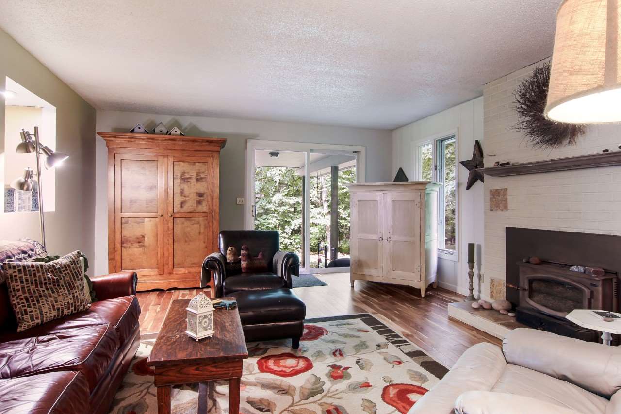 7313 East Birch Point Road Traverse City, MI 49684 - Photo 7 of 37 1865354-6.JPG