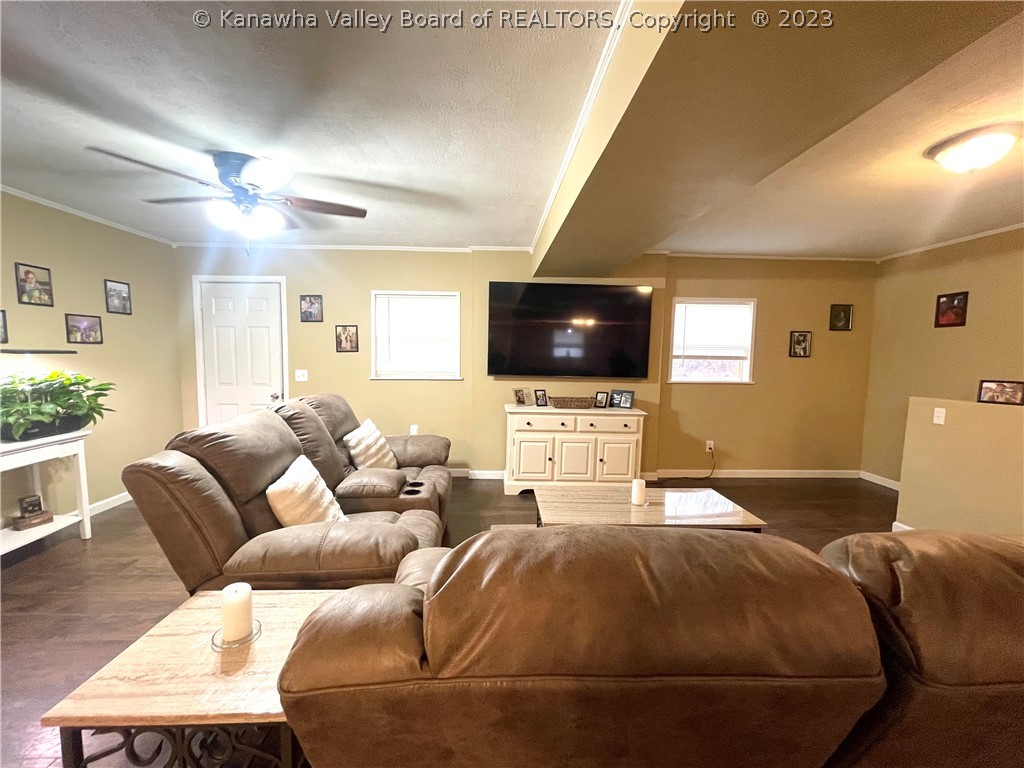 1038 Clay Road Spencer, WV 25276 - Photo 7 of 40 Gallery Image 7