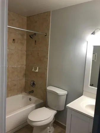 $3,500 | 15167 Southwest 94th Terrace, Unit 1, Miami, FL 33196