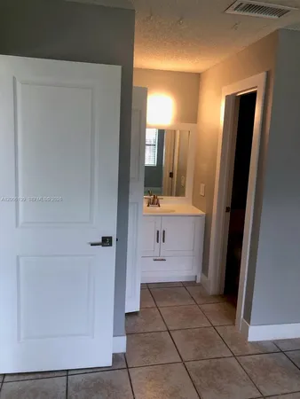 $3,500 | 15167 Southwest 94th Terrace, Unit 1, Miami, FL 33196
