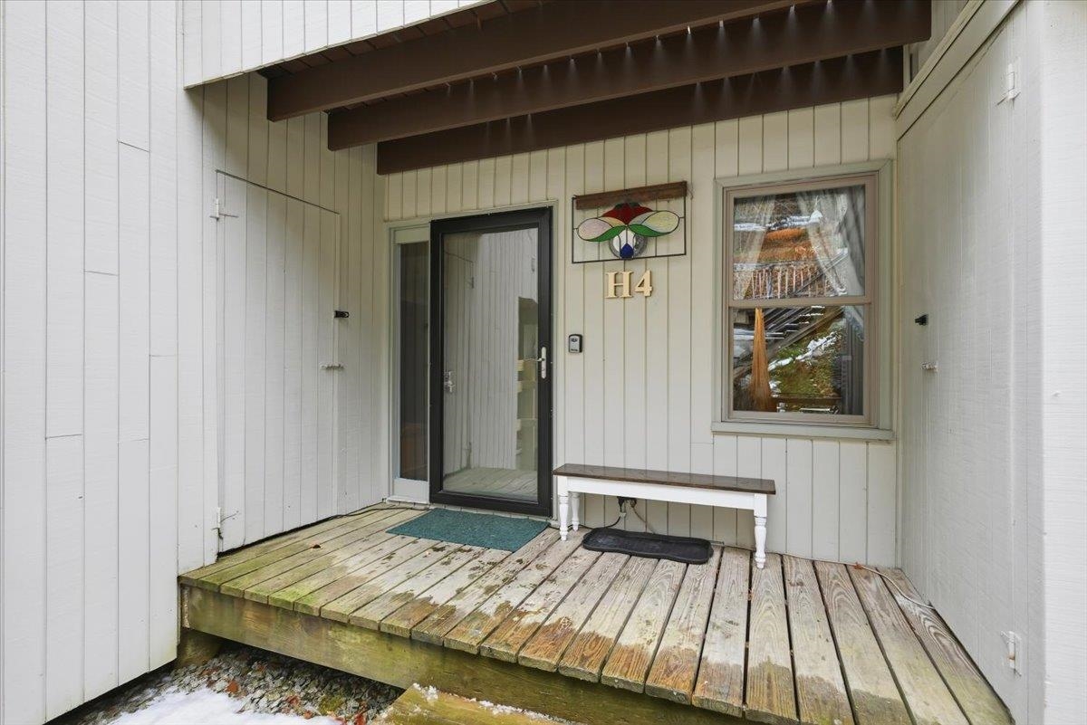 1075 Butternut Hill Road, Unit H4 Waitsfield, VT 05673 - Photo 17 of 23