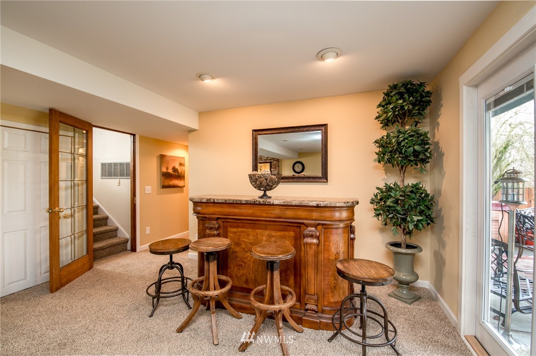 1908 16th Place Southeast Renton, WA 98055 - Photo 15 of 19 Gallery Image 15