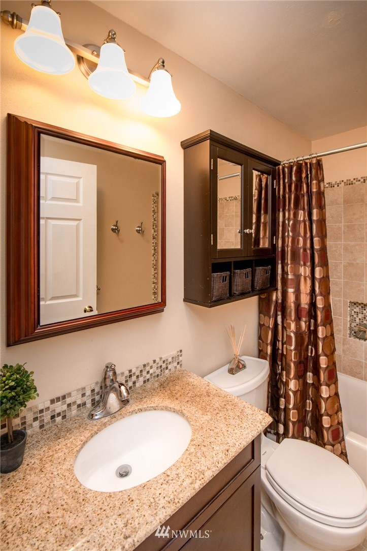 1908 16th Place Southeast Renton, WA 98055 - Photo 17 of 19 Gallery Image 17