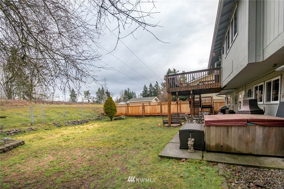 1908 16th Place Southeast Renton, WA 98055 - Photo 18 of 19 Gallery Image 18